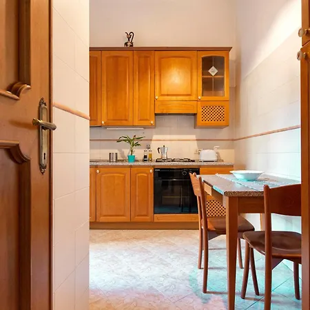 Redseven Rome Apartments-3